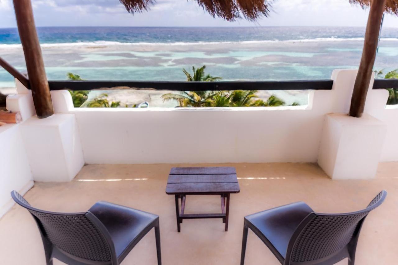 Hotel Blue Reef Frente Al Mar Mahahual Εξωτερικό φωτογραφία